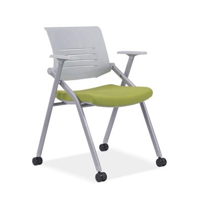 中国 4本の足を搭載する緑の柔らかい座席折り畳み式の人間工学的の椅子57*63*81cm 販売のため