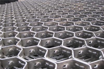 China SS304 oder refraktärer hitzebeständiger Anker kohlenstoffarmer Stahl Hexmesh für Futter zu verkaufen