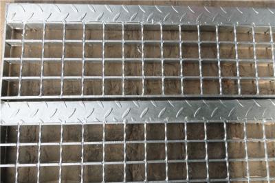 China Checkered Galvanized Steel Bar Grating 80mm 100mm Heavy Duty Metal Grating for sale