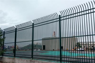 China Wrought Iron Tubular Steel Fence Green Garrison Fencing Panels Spear Top Picket for sale