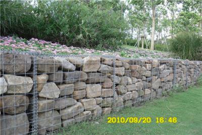 Κίνα 60x60 γαλβανισμένα κιβώτια Gabion που διατηρούν τα κλουβιά κήπων για τις πέτρες προς πώληση
