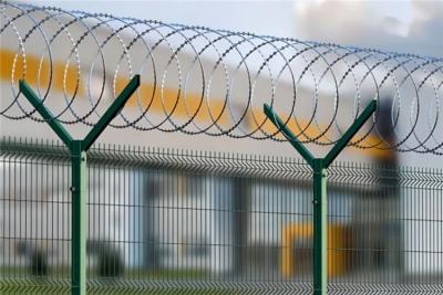 China Razor Wire BTO-22 Prison Security Fence/PVC Coated Airport Fencing /High Security Barricade Fencing en venta