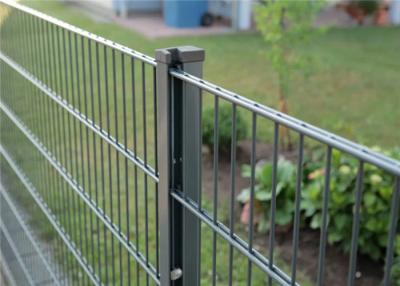China 1.2mm Post Thickness Welded Wire Fence 5ft Galvanized Coating 3.5mm Dia for sale