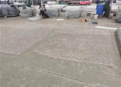 China Galvanized Gabion Box Hexagonal Gabion Iron Wire Mesh Woven Gabion Net For Landscaping zu verkaufen