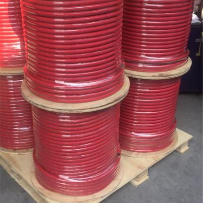 中国 木の巻き枠によって詰められる空気水ホースの黒の赤い一般目的300 Psi WP 販売のため