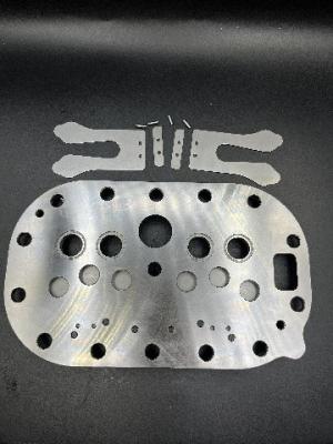 China ANSI Standard Round Compressor Valve Plate With Threaded Connection à venda