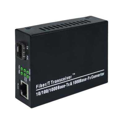 China 1 Optical and 1 Electrical Interface Port Media Converter for 10/100/1000Mbps UTP Rate for sale