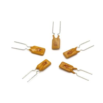 中国 SOCAY PPTC Electronic Fuse Radial Lead Resettable Polymer PTCs SC30-600SZ0D For Circuit Protection 販売のため