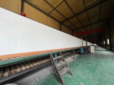 China Papel Kraft recubierto de polietileno de 1950 mm 70+15 g de pulpa de madera 100% pelable en venta