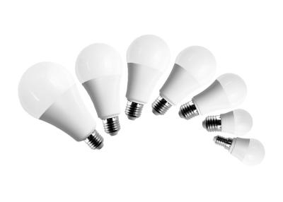 China Las bombillas ahorros de energía 30000h del jardín IP44 refrescan el blanco caliente blanco en venta