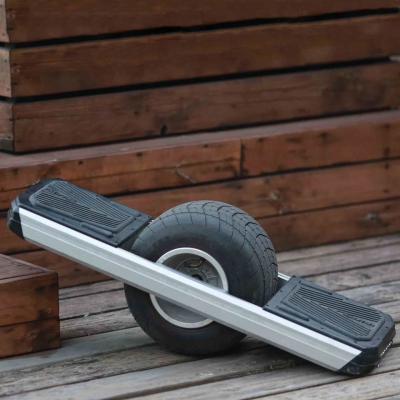 China 18-25km Adult One Wheel Self Balancing Skateboard With Sparkle Lights for sale