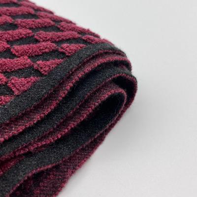 Chine Le noyau multicolore doux en nylon visqueux de fil à tricoter de machine de Pbt a tourné le fil lavable de chaussette à vendre