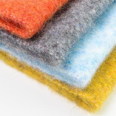 Chine Le fil balayé mélangé pour tricoter 1/6NM 6%Alpaca 6%Wool 44% a réutilisé le polyester 40% en nylon à vendre
