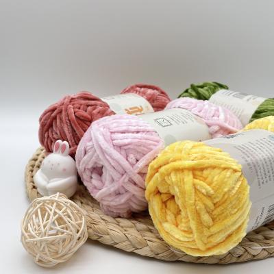 China 100% Polyester Velvet Chenille Yarn Customized Dyed Colorful Crochet Yarn for sale