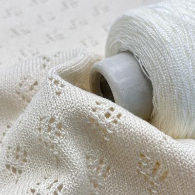 Chine 50 couleurs main-bras tricotent bavardent le fil acrylique de crochet de 100% à vendre