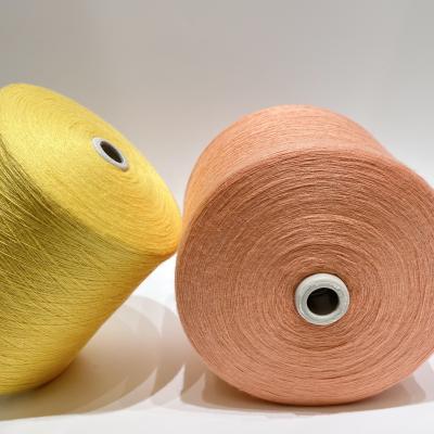 Chine 28/2 noyau en nylon de lapin de polyester a tourné le fil visqueux de chaussettes de fil à vendre