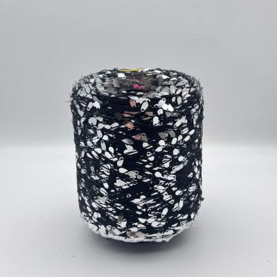 Chine fil de paillette de fil de paillette de graine de melon de couleurs de couleur de recherches de produit nouveau pour le tricotage à la main à vendre