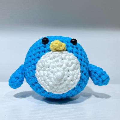 China Preparación de Stock Siete Artesanía Pingüino lindo DIY Kit de Crochet Leche algodón para principiantes en venta