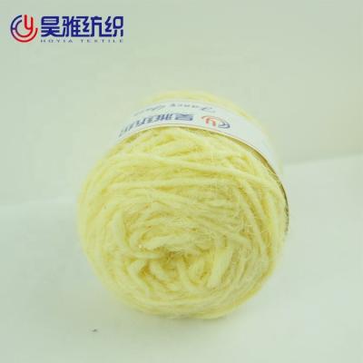 中国 1/1.2NM Fluffy Velvet Chenille  20% Nylon 31% Acrylic 49% Polyester For Knitting Sweater Cushions 販売のため