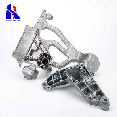 China Customized HASCO Pressure Die Casting Parts Hot Runner NAK80 Clear 7075 For Auto for sale