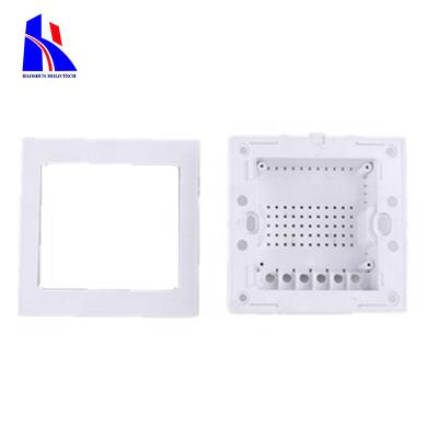 Κίνα Ειδικά κατασκευασμένα πλαστικά εξαρτήματα χύτευσης κενού ακριβείας PP ABS Λευκή μεταξωτή οθόνη προς πώληση