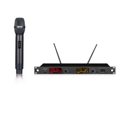 China OEM ODM UHF Professional Wireless Microphone For Performance 105dB SNR for sale