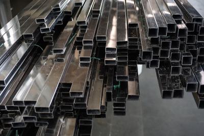 China 2B corrimão quadrado Sched.80 da tubulação da tubulação de aço inoxidável dos VAGABUNDOS NO.1 10mm à venda