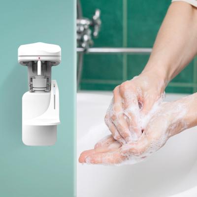 Chine Pompe blanche de mousse en plastique de distributeur à la maison du savon 500ml liquide pour la salle de bains à vendre
