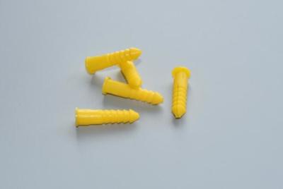 China Durable Plastic Screw Plugs Long Type PE Expanding Wall Plug for sale