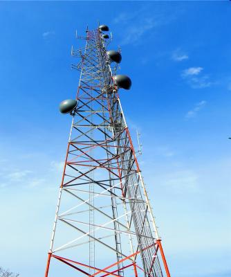 China Torre falsa del teléfono celular de la palmera de la antena del G/M de 30 metros en venta