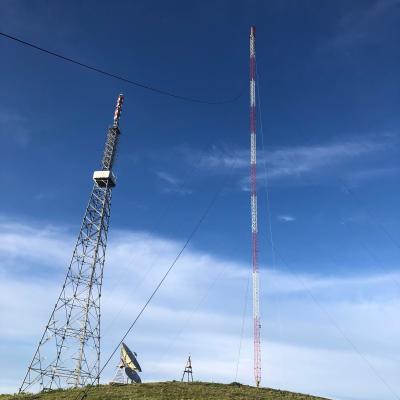 China autossuficientes telecomunicações triangulares da torre da estrutura 30m/S à venda