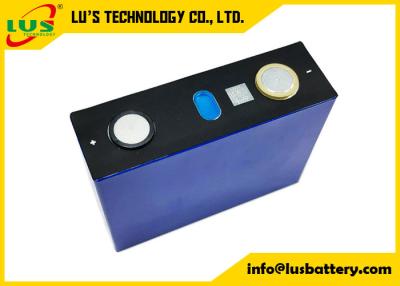 China 3.2V 150Ah células prismáticas LiFePO4 e pacote de bateria de íons de lítio personalizado OEM 3.2V150Ah LiFePO4 bateria de lítio de alta potência à venda