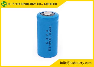 China CR123A 1500mah 3V Lithium Manganese Dioxide Battery Stable Performance for sale