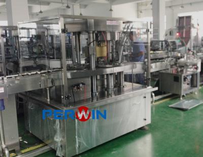 China Linha de enchimento contínua do refrogerador de ar do CE, linha refrigerando e de selagem do enchimento líquido quente de produção à venda