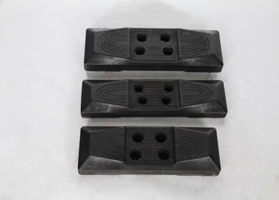 China Black Rubber Pads For Steel Tracks 450mm Length Protecting Hard Surfaces for sale