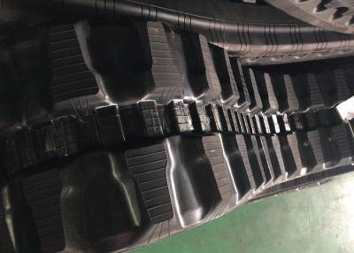 China Joint Free Excavator Rubber Tracks Black Color For Komatsu Pc30 / Airmann Ax35u for sale