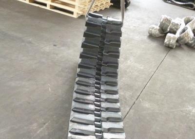 China Block Patter Excavator Rubber Tracks 450 * 73.5 * 86 With Black Strong Rubber for sale