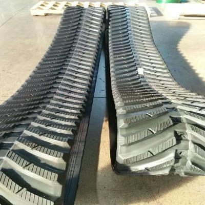 China Black Durable Continuous Rubber Track , Rubber Excavator Tracks 450mm Width for sale