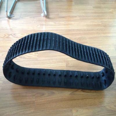 China Low Noise Robot Rubber Tracks 136*45*41 Low Ground Pressure Black Color for sale