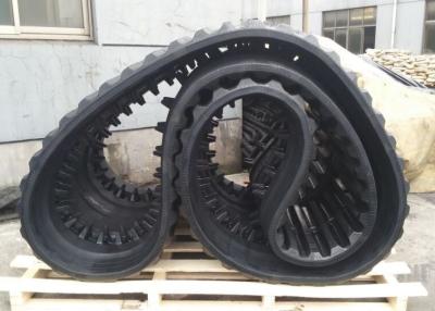 China Black Width 700mm Dumper Rubber Track 125mm Pitch 78 Link for sale