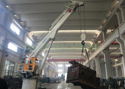 China Grúa telescópica del auge de la eficacia alta, grúa hidráulica de 30 toneladas que se resume la horca en venta