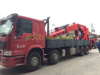 China Compact Truck Mounted Boom Crane , 100T Lorry Mounted Crane Full Power Boom for sale