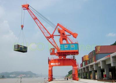 China High Durability Port Harbour Crane , 40T Lattice Boom Crane Small Footprint for sale
