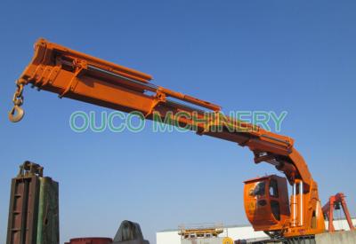 China Offshore Cargo Marine Telescopic Boom Crane 6T Robust Design High Effiency for sale