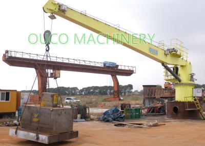 China Pedestal Marine Offshore Ship Deck Crane With Stiff Fixed Boom for sale