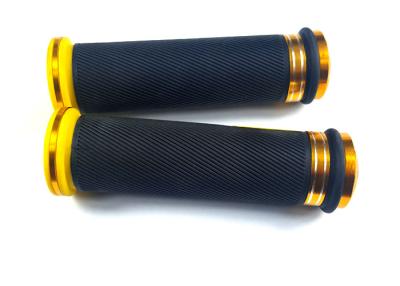 China Aluminium Alloy Rubber Aftermarket Motorcycle Hand Grips Replacement B647 65 for sale