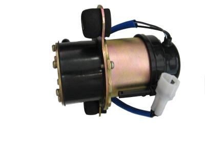 China Low Pressure In Line electric Fuel Pump For Suzuki CARRY OEM:15100-77500 UC-J10H 12V for sale