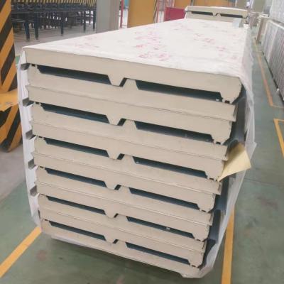 China Light Weight Polyurethane Sandwich Panel Insulating Soundproof Te koop