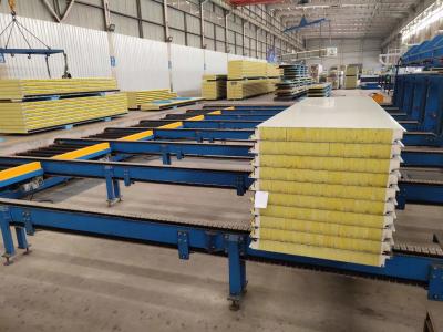 China Fireproof Glass Wool Sandwich Panel 100mm Thickness For Soundproofing à venda