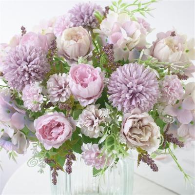 China Silk Realistic Faux Flowers Artificial Dahlias Floral Arrangement Home Furnishing for sale